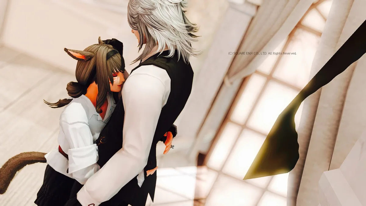 抱き合うふたり